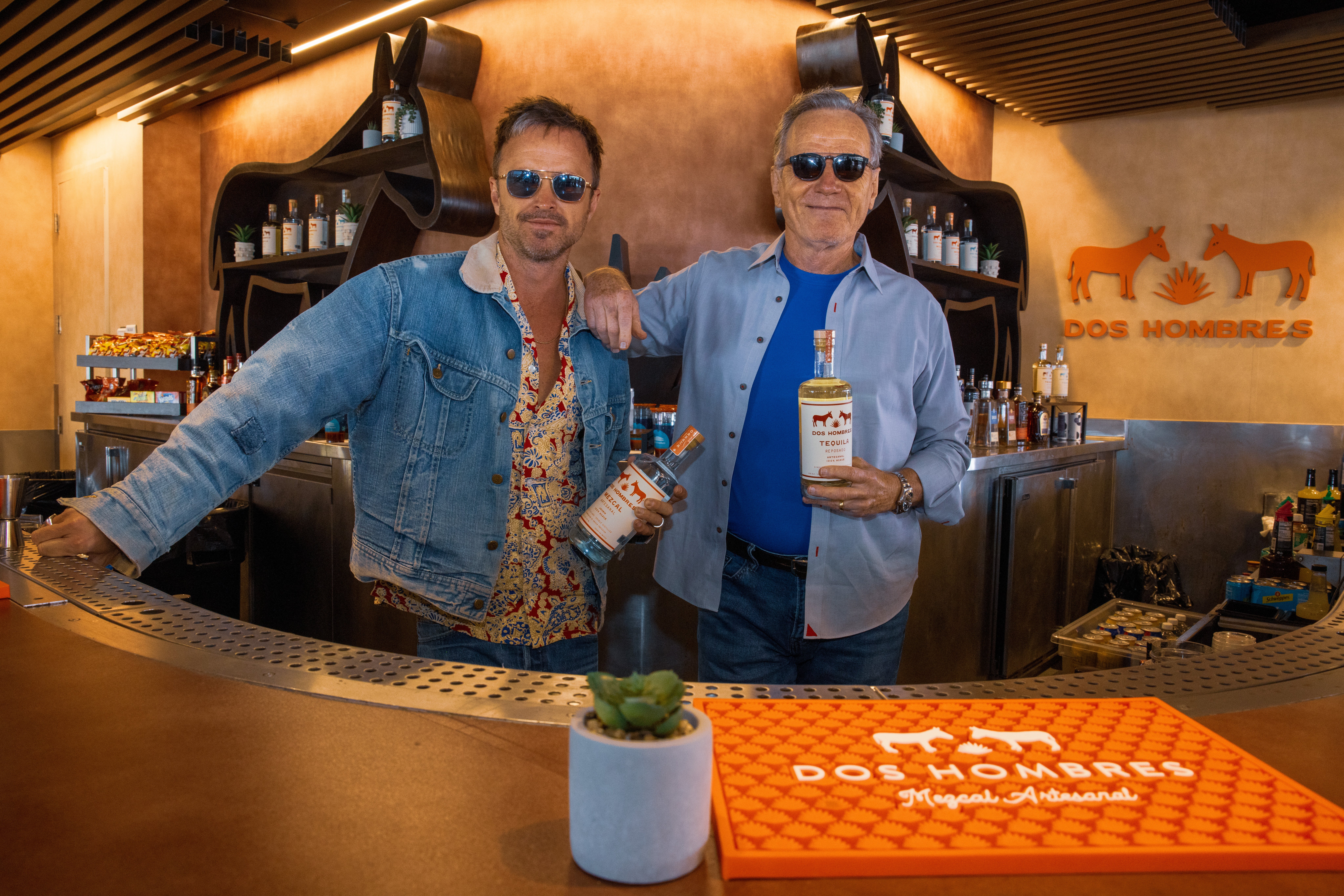 Dos Hombres Unveils First-Ever Branded Bar at SoFi Stadium 